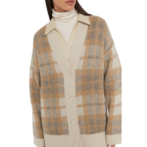 Oak + Fort Fuzzy Oversized Plaid Cardigan - Picture 4 of 11